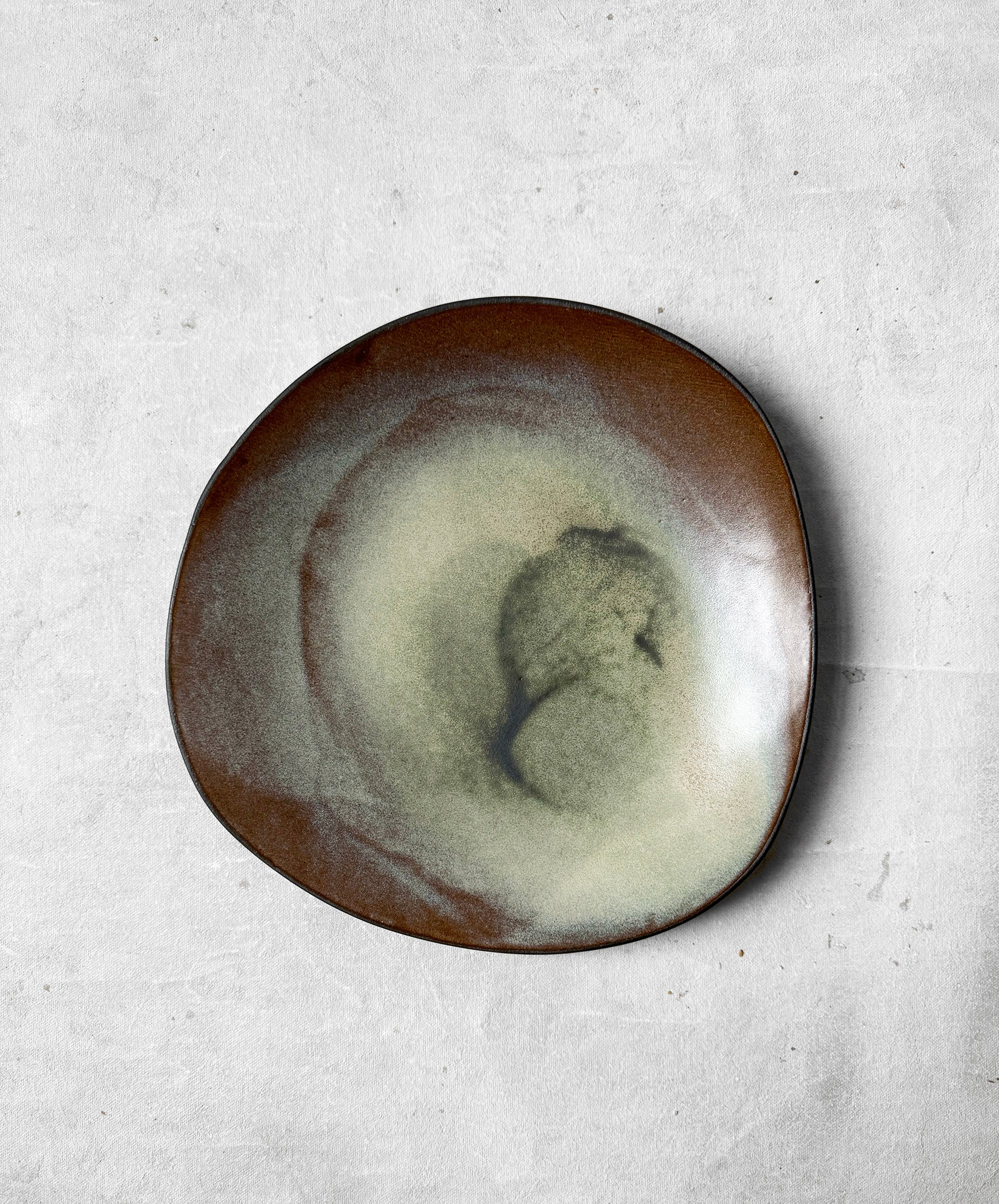 Dinner Plate in Rusty Sage