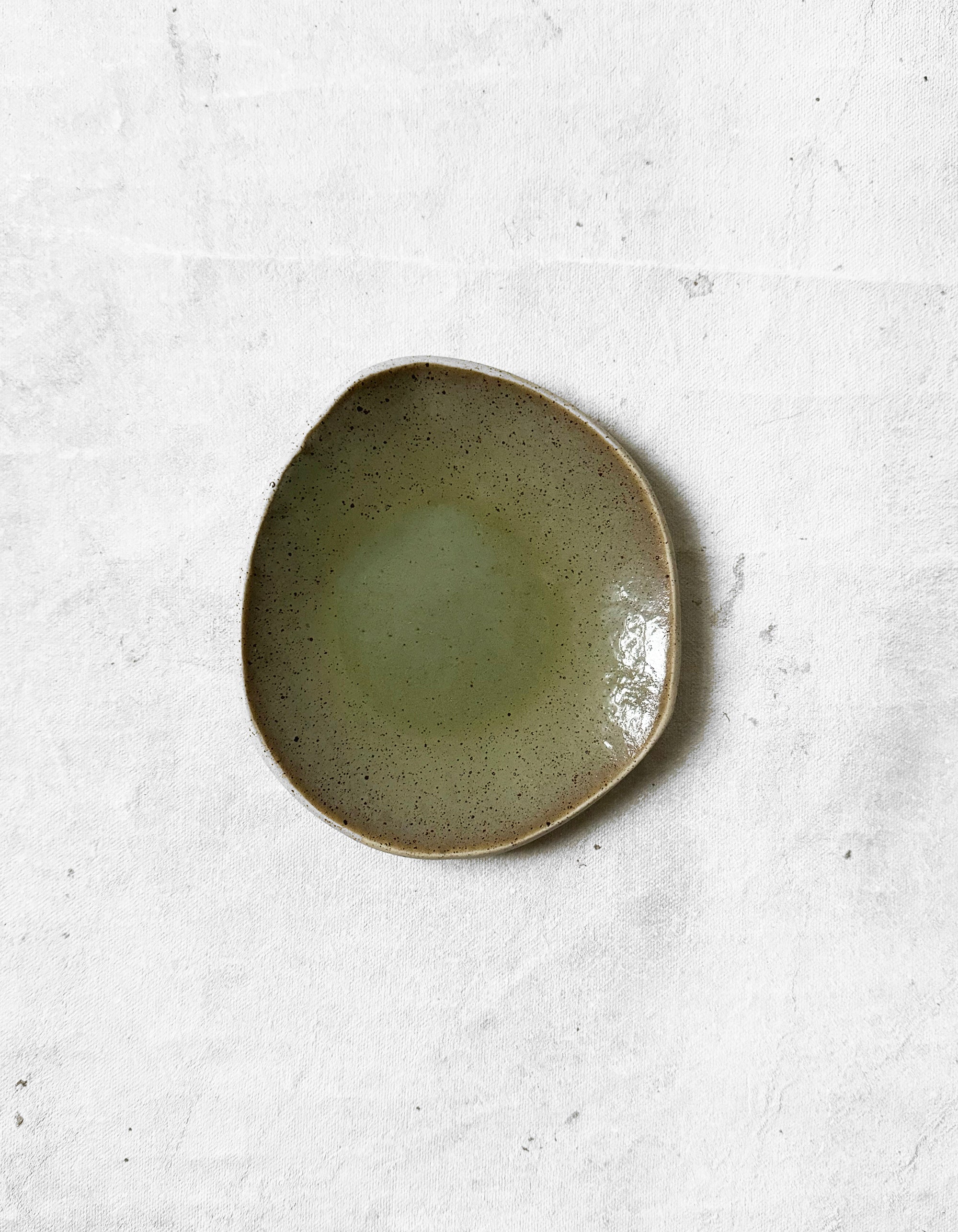 Tapas Plate in Moss Green